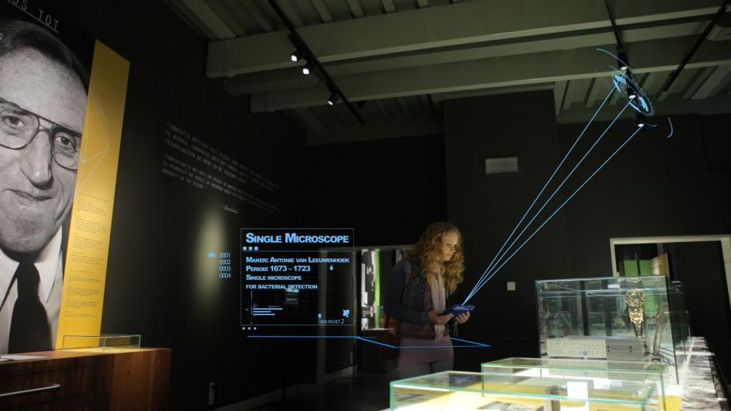 Эксперты выяснили, что 7 из 10 посетителей музея предпочитают получать информацию об экспонатах выставки на свой смартфон, реагирующий на их местоположение в выставочном зале