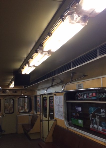 Светодиодные лампы и LED-модули активно применяются в светильниках поездов метро : электромаркет интернет-магазин ELMAR Украина