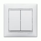 Двоклавішний вимикач прохідний Valena (білий)