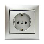 Розетка електрична з заземленням + шторки Valena (алюміній)