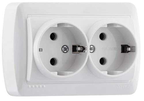 Розетка подвійна з/к НМ білий Demet