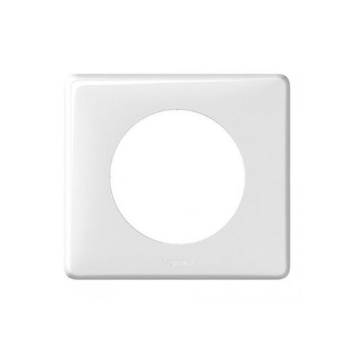 66633 3-местная рамка цвет-белый глянец Celiane Legrand