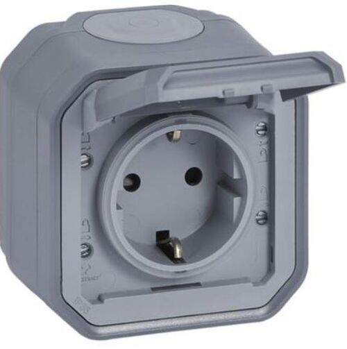 Розетка 16А 250V 2К+З с винтовыми клеммами накладной, цвет Серый ЕІВ PLEXO IP55 NEW Legrand