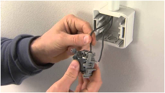 Рис. 5 Подключения механизма одноклавишного выключателя к сети. Подключение механизма одноклавишного выключателя Legrand Quteo : интернет-магазин Elmar Украина